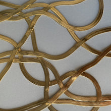 Cargar imagen en el visor de la galería, Agnes Chain