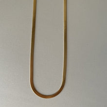 Cargar imagen en el visor de la galería, Agnes Chain
