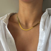 Cargar imagen en el visor de la galería, Chunky Agnes Chain
